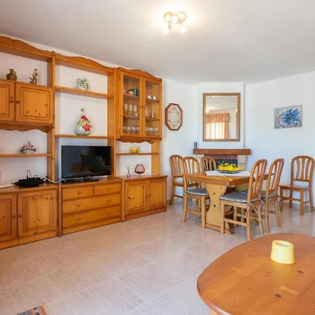 Prázdninový dům 4 Bedroom Stunning In Port Dalcudia Port d'Alcúdia