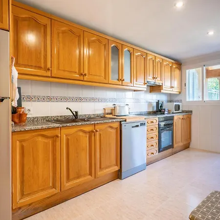 Prázdninový dům 4 Bedroom Stunning In Port Dalcudia